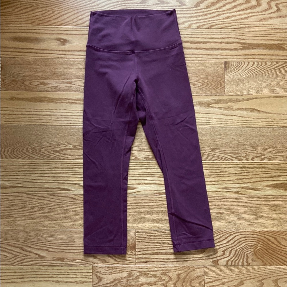 Burgundy Wunder Unders, cropped
